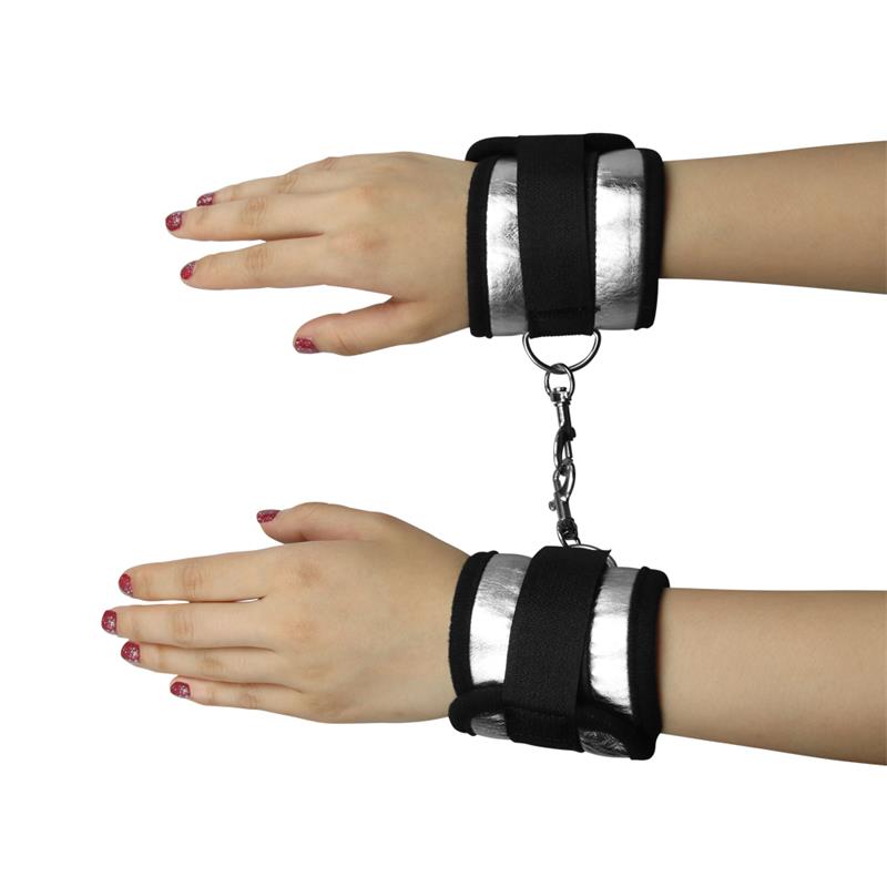 Esposas Velcro Negro y Plateado - Imagen 5