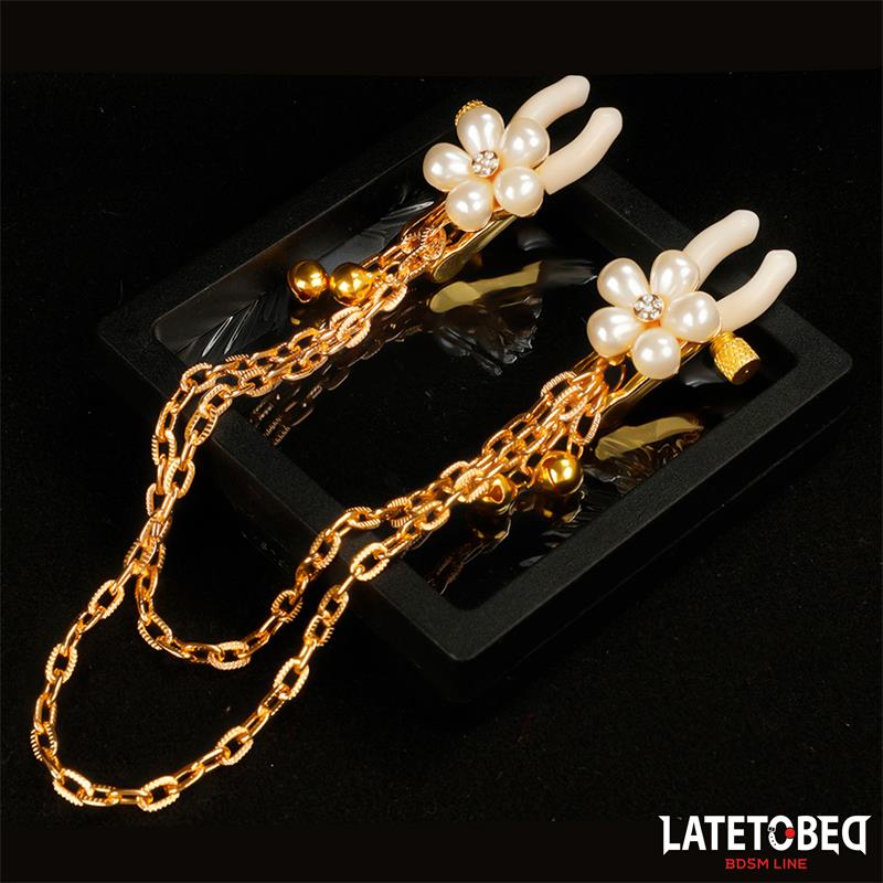 Pinzas para Pezones con Cadena y Flor de Perlas - Imagen 4